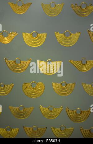 Gold Artefakte auf dem Display in das Museo del Oro (Gold-Museum) in Bogota, Kolumbien Stockfoto