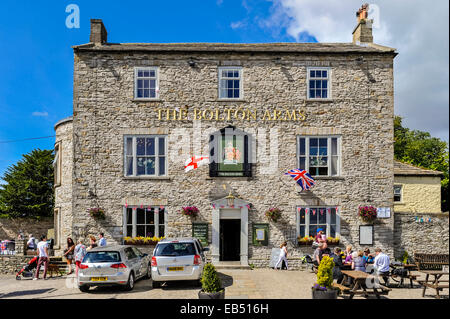 Das Bolton Arms Pub am Leyburn in den Yorkshire Dales in Yorkshire, England, Großbritannien, Vereinigtes Königreich Stockfoto