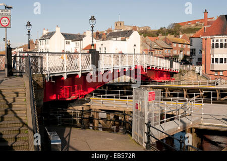 Whitby Drehbrücke Stockfoto