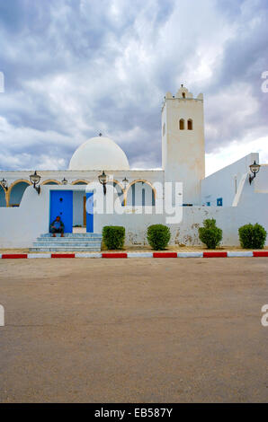 Tunesien, die Moschee des kleinen Dorfes Hergla Stockfoto