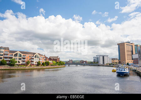 Blick auf den Fluss Lagan in Belfast, Nordirland Stockfoto