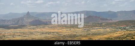 Blick auf die trockenen Länder von Tigray, Nordäthiopien Stockfoto