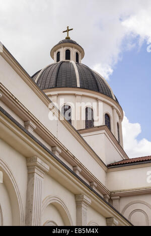 Kuppel der Basilika der Unbefleckten Empfängnis der Jungfrau Maria in Mongomo, Äquatorial-Guinea in Afrika Stockfoto