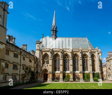 Die Kapelle, entworfen von Sir George Gilbert Scott und das Viereck des Exeter College in Oxford Stockfoto