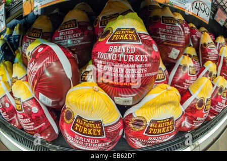 Trader Joes Hausmarke Puten zu verkaufen in einem Trader Joes Supermarkt in New York Stockfoto