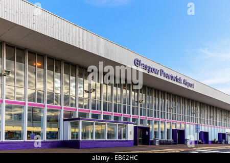 Vor dem Eingang zu Glasgow Prestwick Flughafen Prestwick, Ayrshire, Schottland Stockfoto