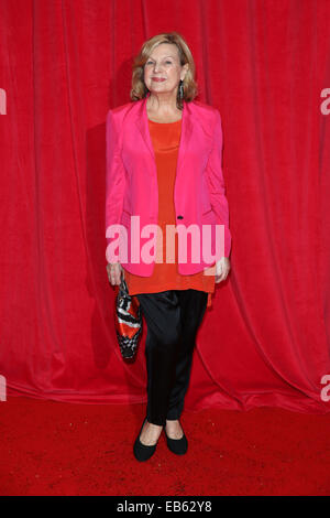 Die British Soap Awards 2014 statt im Hackney Empire - Ankünfte Featuring: Ann Mitchell Where: London, Vereinigtes Königreich bei: 24. Mai 2014 Stockfoto