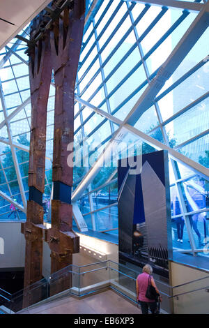 National September 11 Memorial und MuseumNational September 11 Memorial and Museum, Manhattan, NY, USA, 16. Oktober 2014. Stockfoto