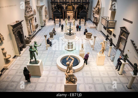 Victoria and Albert Museum, Renaissance und mittelalterliche Skulpturen, V & A South Kensington SW7, London, England, UK Stockfoto