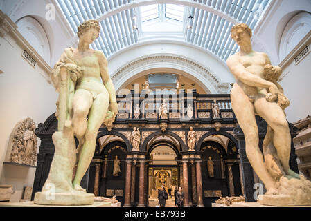 16. Jahrhundert Bildschirm zwischen Skulpturen von Apollo und Zephyr von Francavilla, Victoria und Albert Museum, V & A, London Stockfoto