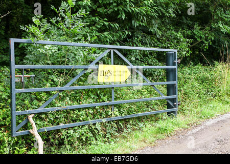 Ein Schild für die National Gardens Scheme, private Gärten offen für wohltätige Zwecke, Wilkins Pleck Garten, Staffordshire, England, Großbritannien Stockfoto