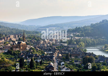 Fumay und der Maas, Ardennen, Frankreich Stockfoto