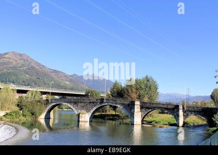 steinerne Brücke in Albino (Bergamo-Lombardei-Italien) Stockfoto