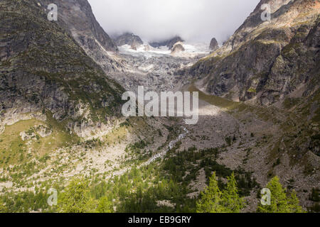 Die schnell zurückweichenden Gletscher de Triolet in der Mont-Blanc-Massiv, Italien. Stockfoto