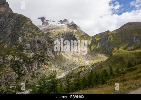 Die schnell zurückweichenden Gletscher de Pre de Bar im Mont-Blanc-Massiv, Italien. Stockfoto