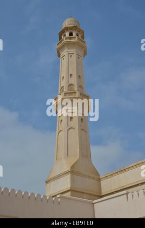 Minarett der großen Moschee Sultan Qaboos klassischen Medina Architektur, Salalah, Orient, Oman Stockfoto