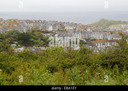 Reihen von Häusern in der Altstadt im Zentrum, St. Ives, Cornwall, England, Vereinigtes Königreich Stockfoto