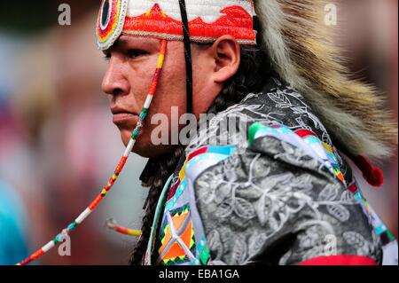 Ojibwe Mann, Indianer, auf ein Pow-Wow, Provinz Manitoulin Island, Ontario, Kanada Stockfoto