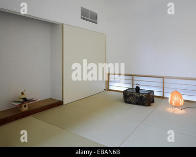 Zeitgenössische Tatami-Zimmer in einem japanischen Haus Stockfoto