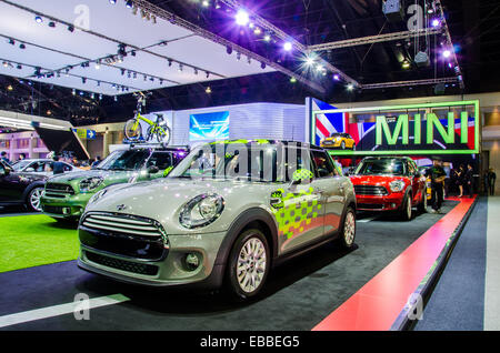 Nonthaburi, Thailand. 28. November 2014.  Mini Cooper-Auto auf dem Display an Thailand International Motor Expo 2014 am 28. November 2014 in Nonthaburi, Thailand. Bildnachweis: Chatchai Somwat/Alamy Live-Nachrichten Stockfoto