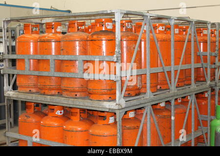 Orange Propan-Zylinder Stockfoto