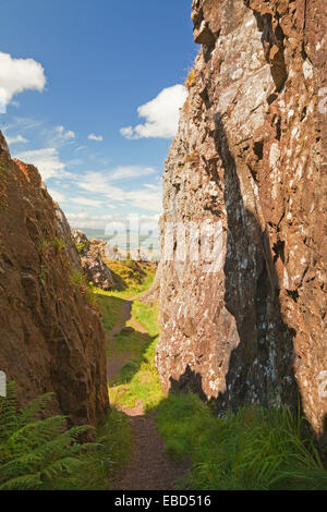 Die Whangie Rock-Funktion in der Kilpatrick Hills in der Nähe von Glasgow Stockfoto