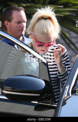 Gwen Stefani und Gavin Rossdale gesehen an- und Abreise Joel Silvers Memorial Day Party in Malibu.  Mitwirkende: Gwen Stefani wo: Los Angeles, California, Vereinigte Staaten von Amerika bei: 26. Mai 2014 Stockfoto