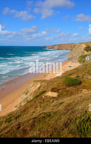 Kornischen Nordküste Watergate Bay Cornwall England UK zwischen Newquay und Padstow auf einer sonnigen blauen Himmel Tag beliebter Surfstrand Stockfoto