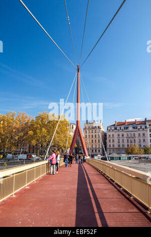 Fußgängerbrücke du Palais de Justice in Lyon, Rhône, Rhône-Alpes, Frankreich Stockfoto