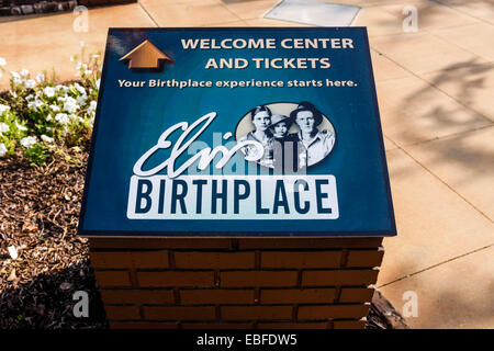 Elvis Geburtshaus Willkommen Schild in Tupelo, Mississippi Stockfoto