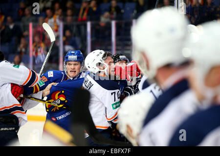 USA. 30. November 2014. PIV 30.11.2014 Kello 17.10.34.Finland, Helsinki, KHL. Jokerit Vs Amur Chabarowsk. @Petteri Paalasmaa. In der ganzen Presse © Csm/Alamy Live-Nachrichten Stockfoto