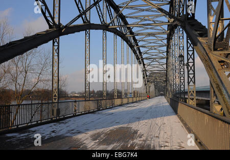 Alte Harburger Elbbruecke oder alte Brücke Harburg, Harburg, Hamburg, Hamburg, Deutschland Stockfoto