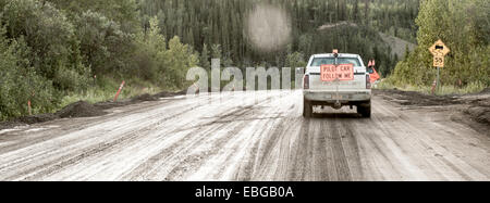 Pilot Auto fahren in Alaska Stockfoto
