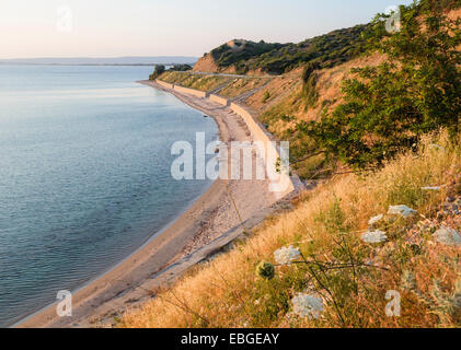 ANZAC Cove, Gallipoli Halbinsel, Provinz Canakkale, Türkei.  Der Strand von Anzac Cove, Blick nach Norden. Stockfoto