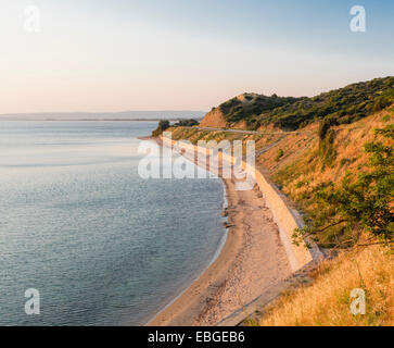 ANZAC Cove, Gallipoli Halbinsel, Provinz Canakkale, Türkei.  Der Strand von Anzac Cove, Blick nach Norden. Stockfoto