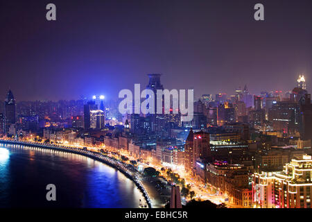 Uferpromenade Bund bei Nacht, China, Shanghai Stockfoto