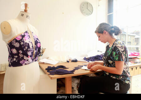 Designer bei der Arbeit im studio Stockfoto