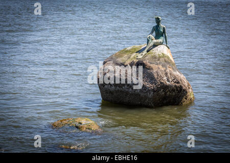 Mädchen in einen Neoprenanzug, Stanley Park, Vancouver, Britisch-Kolumbien, Kanada, Nordamerika. Stockfoto