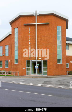 Neues Leben Pfingstgemeinde in Redcar gebaut 2011 in einem Wohngebiet, das Ersetzen eines ehemaligen Gebäudes im Jahr 2000 durch einen Brand zerstört Stockfoto