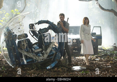 JURASSIC WORLD 2014 Universal Pictures Film mit Bryce Dallas Howard und Chris Pratt Stockfoto