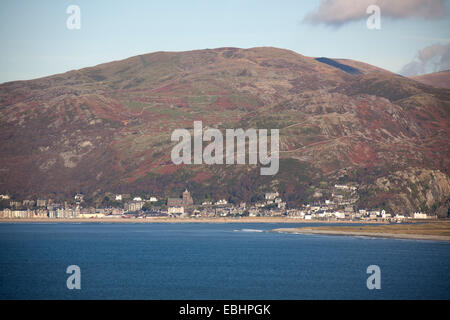 Stadt von Barmouth, Wales. Malerischen späten Herbst Blick auf Barmouth und der Mündung. Stockfoto