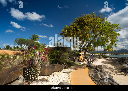 Mauritius, Pointe Aux Piments, Turtle Bay, Oberoi Resort direkt am Meer Garten Stockfoto