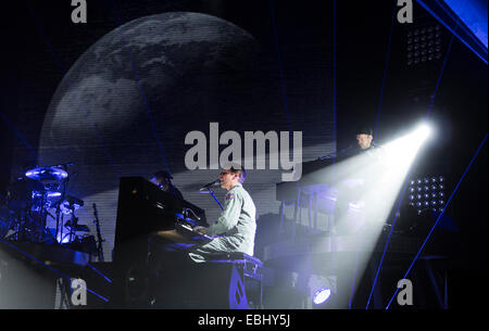 London, UK, 1. Dezember 2014. James Blunt Live-Performance bei Hammersmith Eventim. Bildnachweis: Robert Stainforth/Alamy Live-Nachrichten Stockfoto