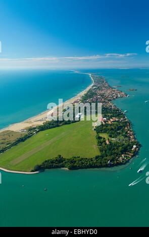 Luftaufnahme der Insel North Lido am San Nicolo, Venedig Lagune, Italien, Europa Stockfoto