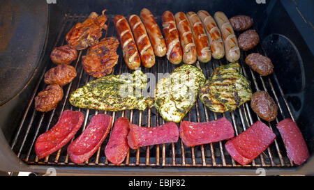 Grillfleisch auf grill Stockfoto