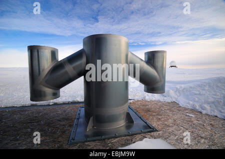 Belüftung der deutschen antarktischen Forschungsstation Neumayer 3, Antarktis Stockfoto