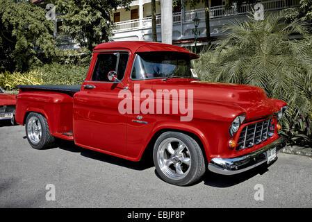 Dodge 300 1955 5,7 Liter Vintage Pick up American Truck Stockfoto