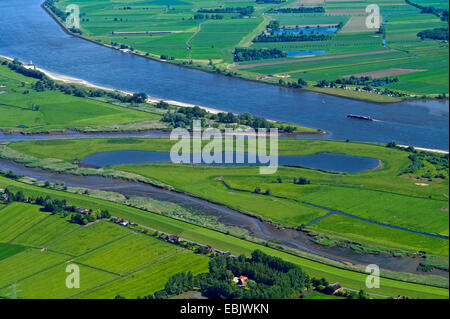 Die Wesermarsch zwischen Bern Und Neuenkirchen mit Armbinden der Weser, Deutschland, Niedersachsen, Osterholz Stockfoto