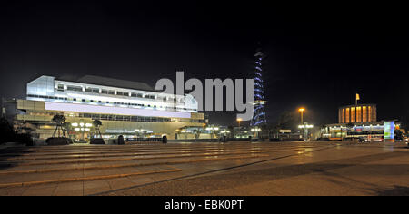 Internationales Congress Centrum Berlin und Radio Turm am Messegelände Berlin, beleuchtet für Festival der Lichter 2009, Deutschland, Berlin Stockfoto