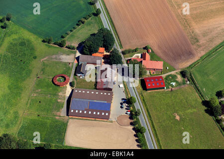 Bauernhaus in der Nähe von Bersenbrueck, Deutschland, Niedersachsen Stockfoto